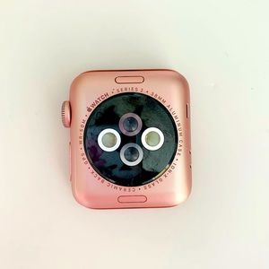 Rose Gold Apple Watch Series 2 - 38MM